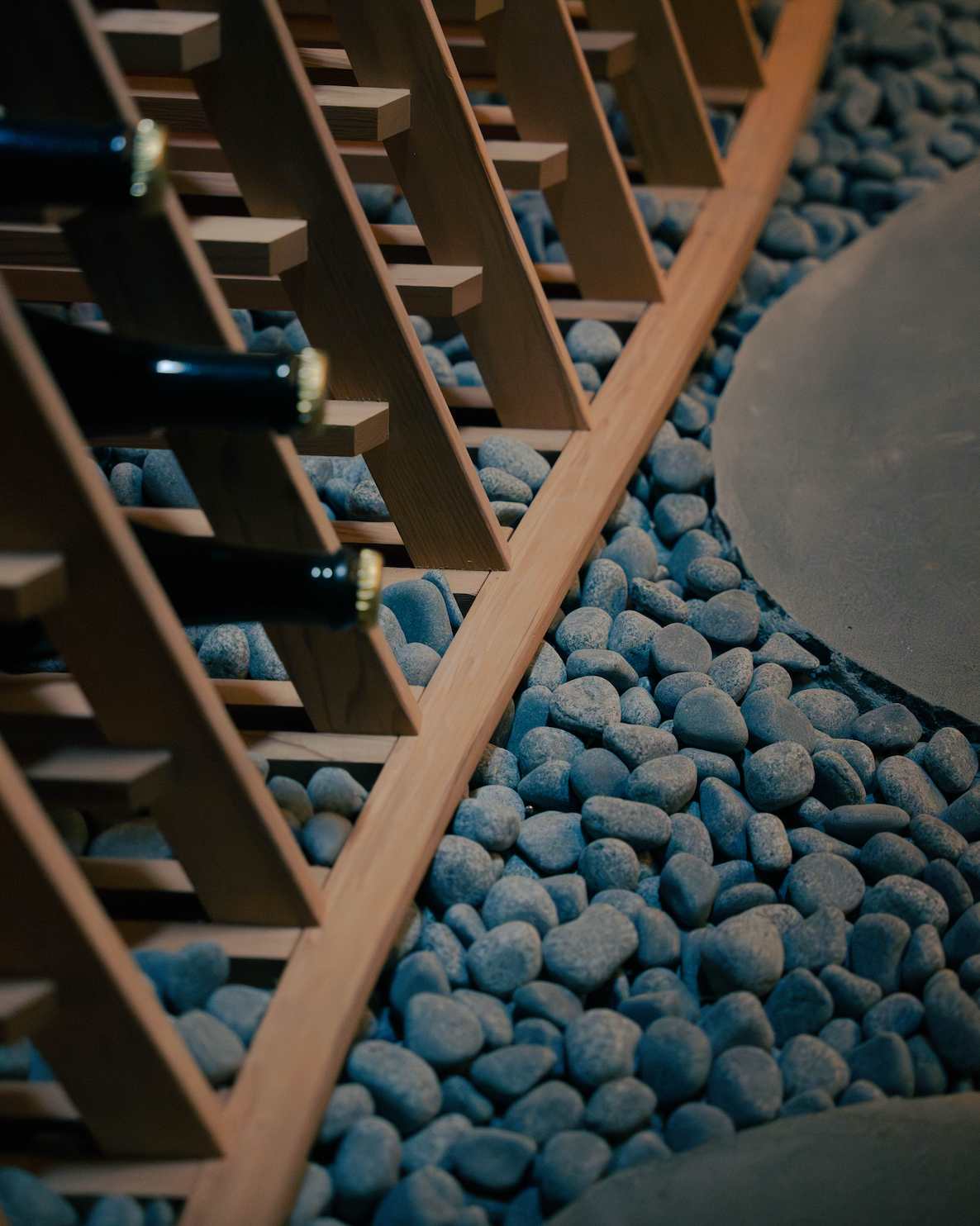 curved wine racking