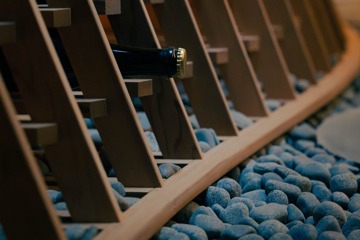 curved wine racking